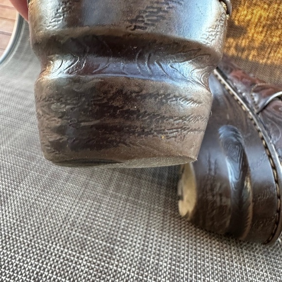B.O.C. Peggy Slip-On Clog Nursing Clog Faux Leather Size 7 Embossed Deaign - Picture 11 of 11